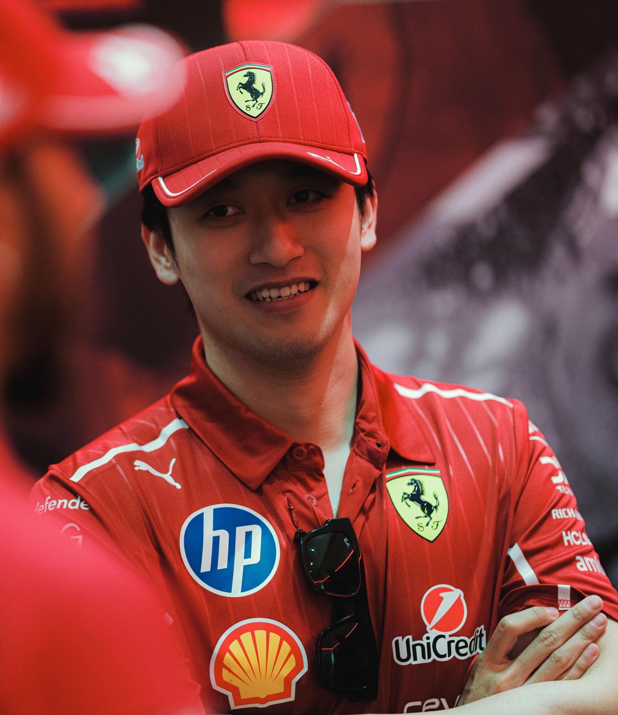 关于法拉利逆转迈凯伦，周冠宇刷新纪录的信息